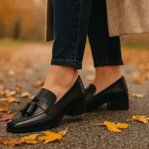 Easy Spirit SZ 8.5 Genuine Leather Drew Tassle Loafer in Black NEW